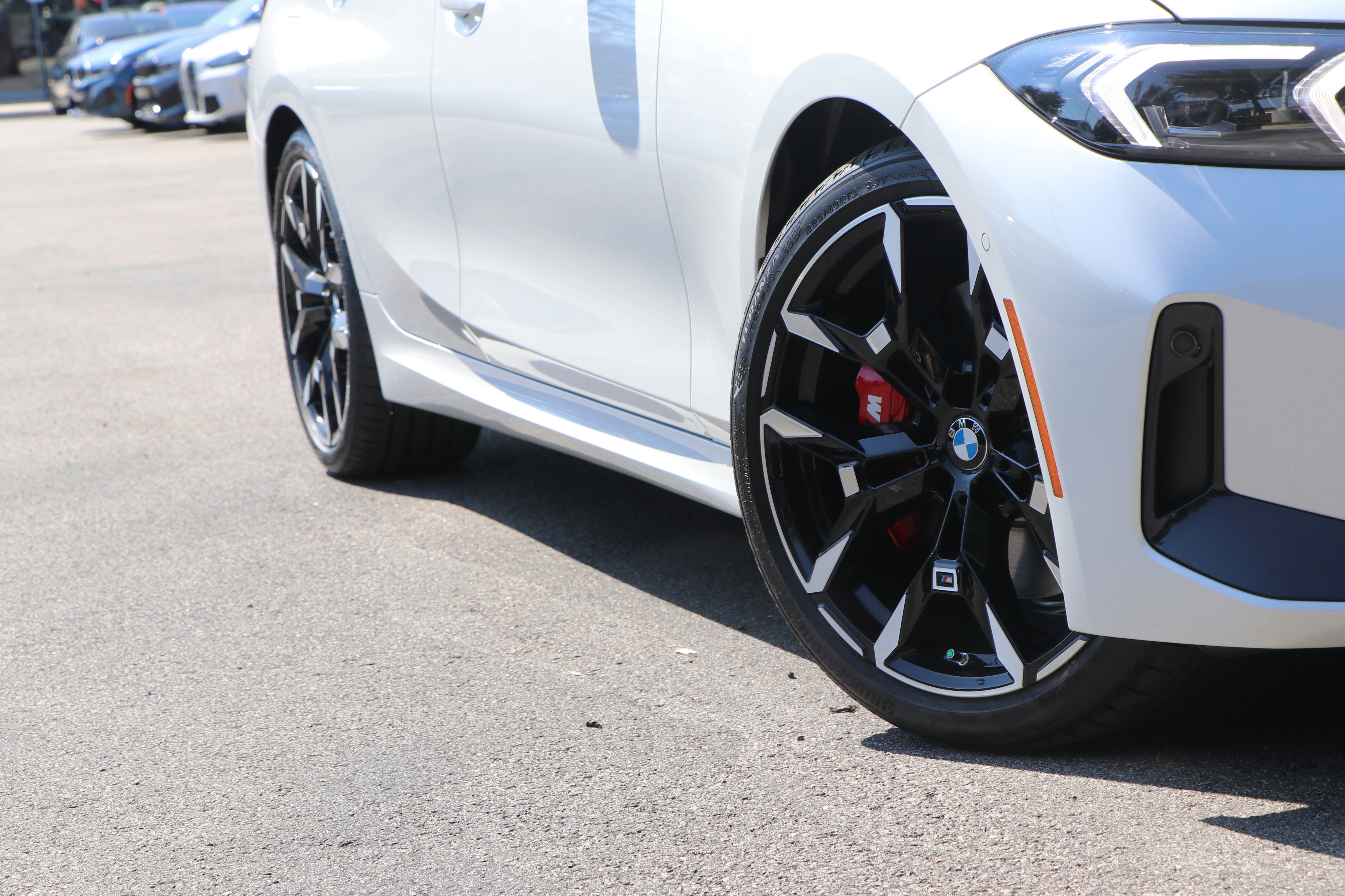 Certified 2025 BMW 330i Sedan w/ M Sport Package image 3