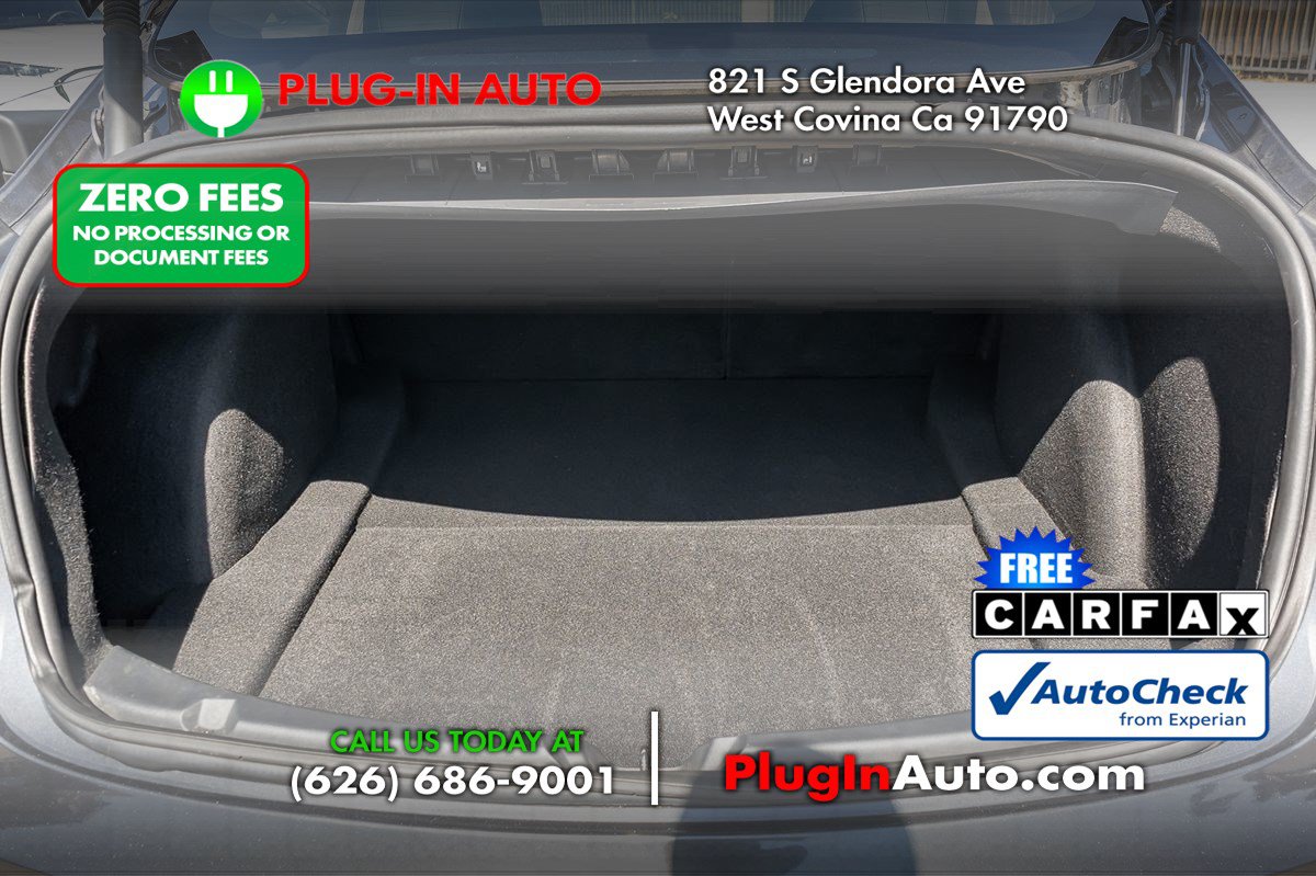 Used 2023 Tesla Model 3 Standard Range RWD image 9