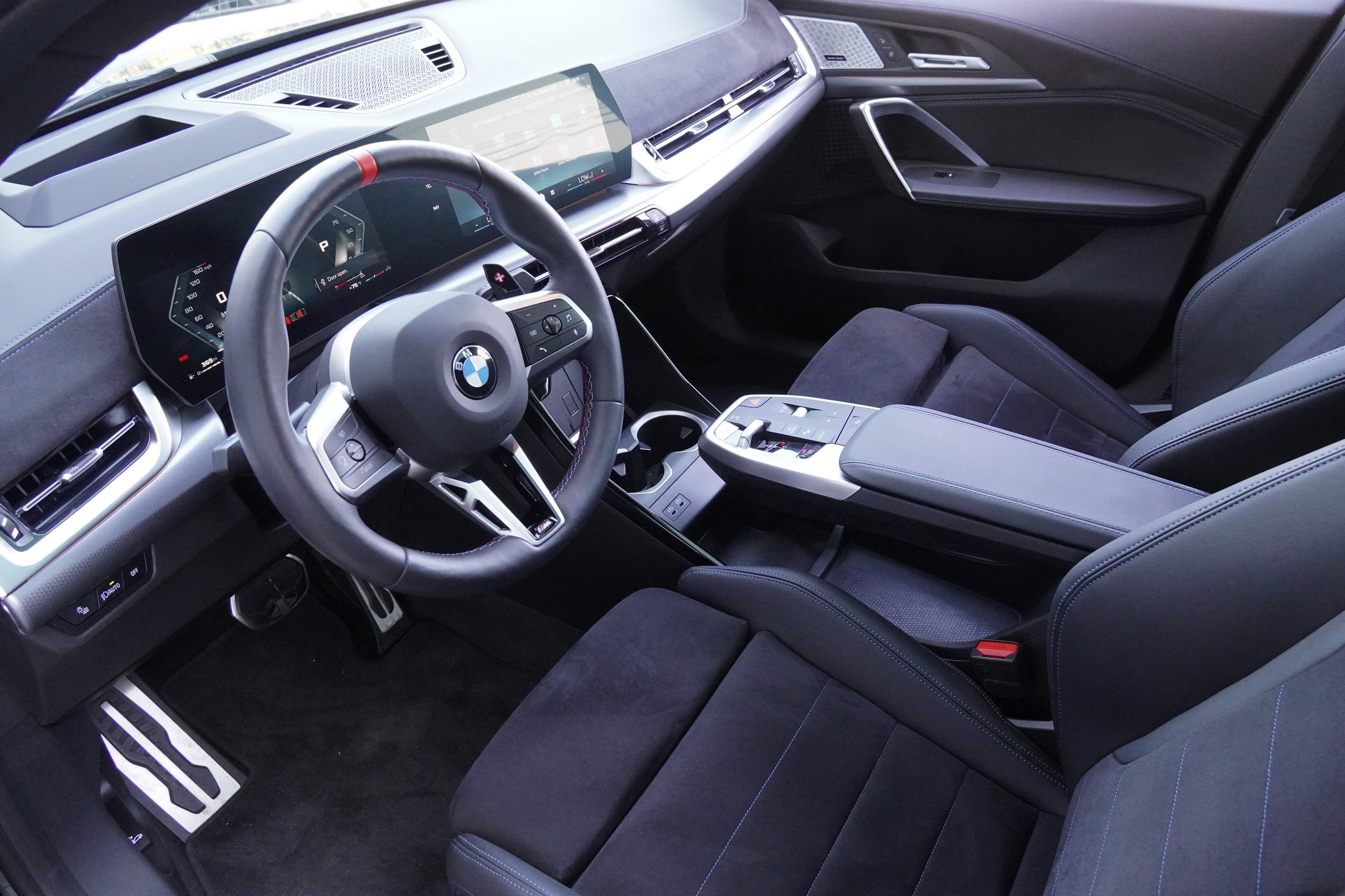 Used 2025 BMW X2 M35i w/ Premium Package AWD/4WD image 9