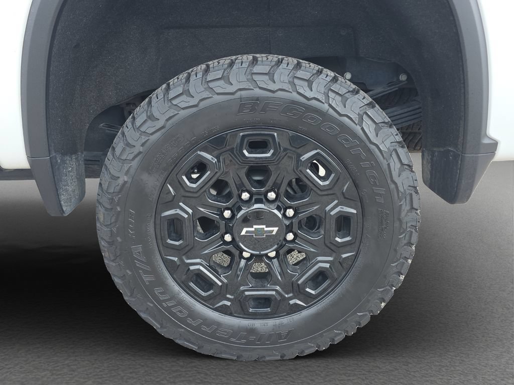 Used 2022 Chevrolet Silverado 3500 LTZ w/ LTZ Plus Package AWD/4WD image 5