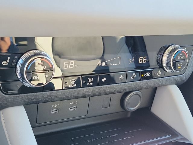 New 2026 Mitsubishi Outlander SE FWD image 32
