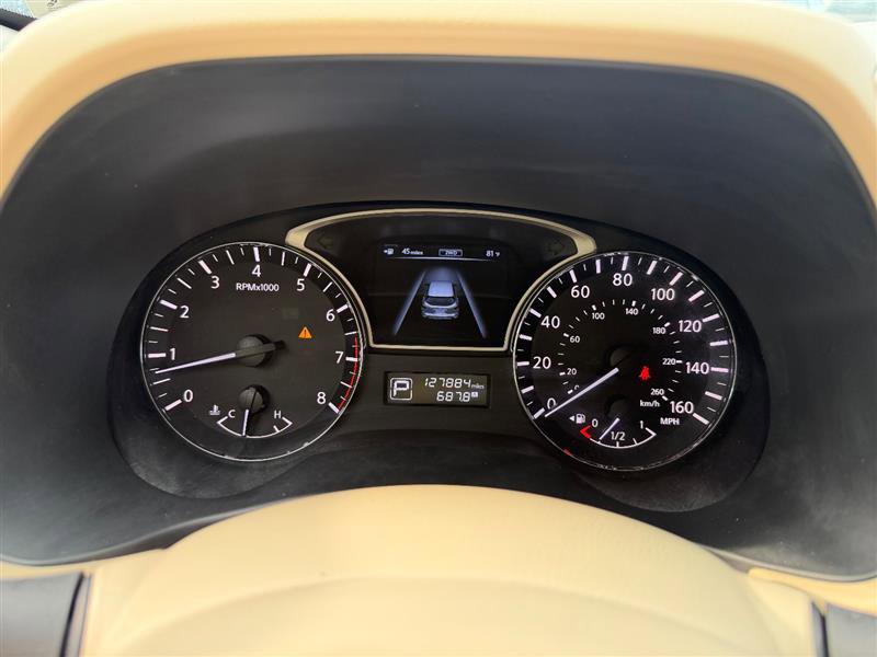 Used 2013 Nissan Pathfinder Platinum AWD/4WD image 29