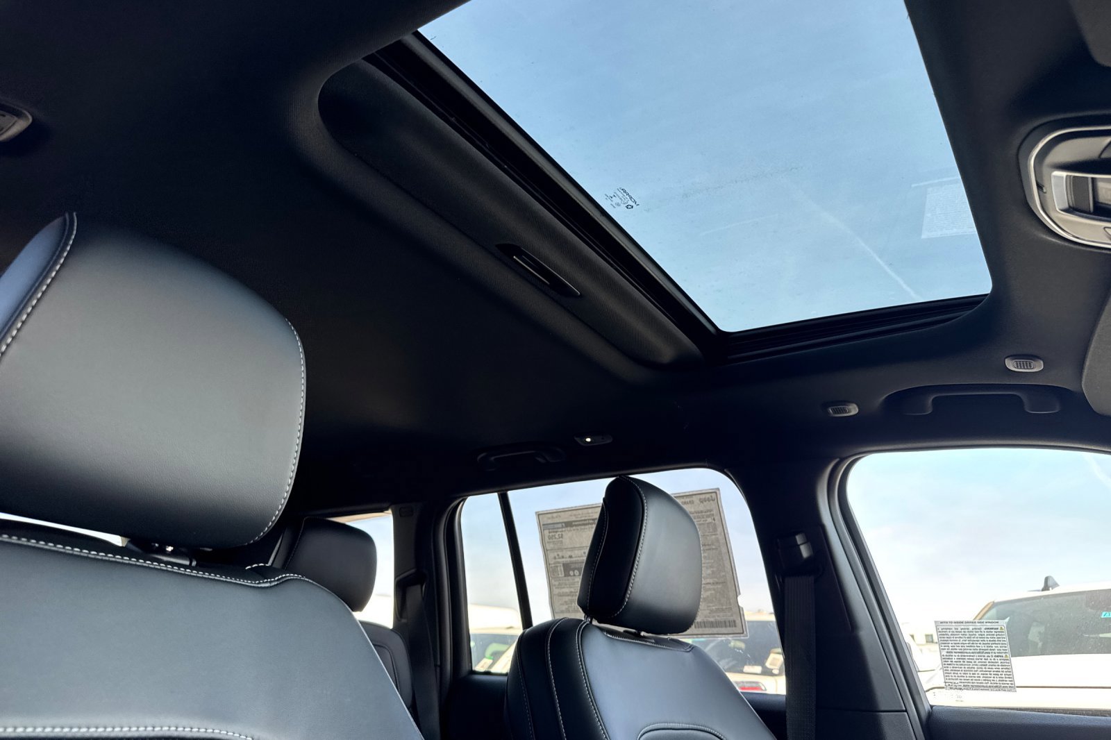 New 2026 Jeep Grand Cherokee Altitude AWD/4WD image 15