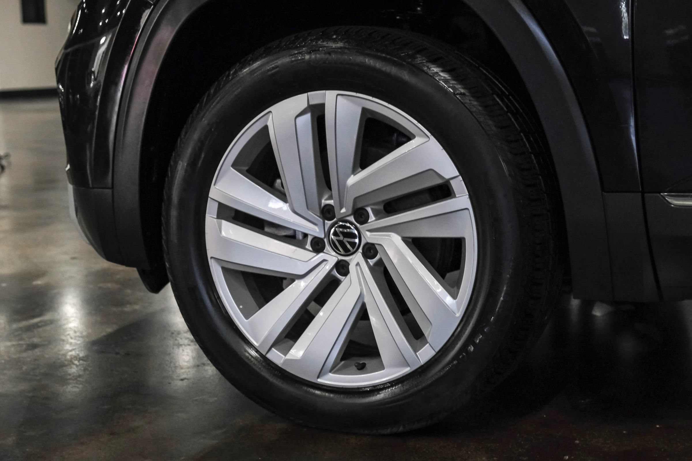 Used 2021 Volkswagen Atlas SEL AWD/4WD image 54