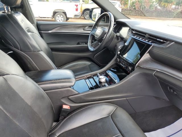 Used 2022 Jeep Grand Cherokee Overland image 8