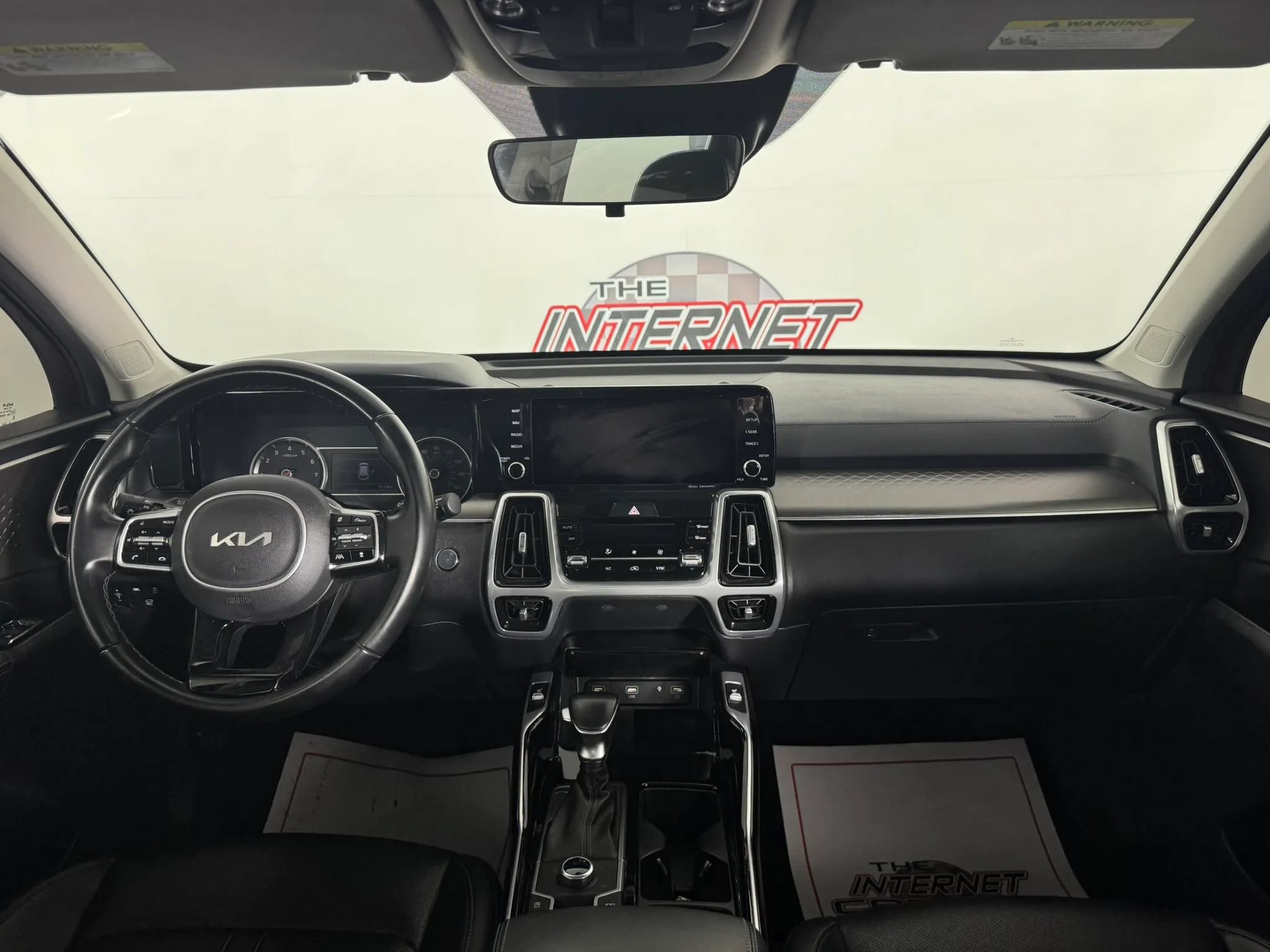 Used 2022 Kia Sorento SX AWD/4WD image 11