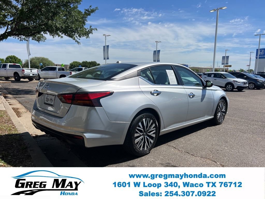 Used 2024 Nissan Altima 2.5 SV image 7