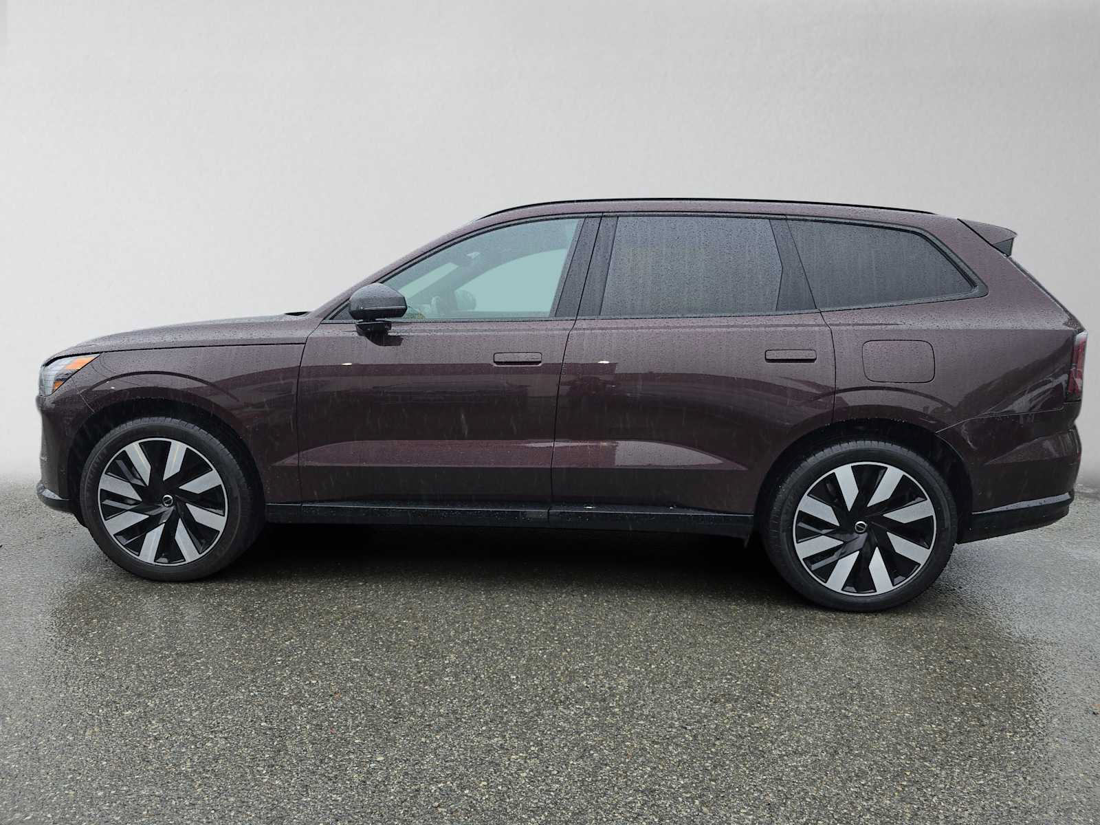 Certified 2025 Volvo EX90 Plus AWD/4WD image 7