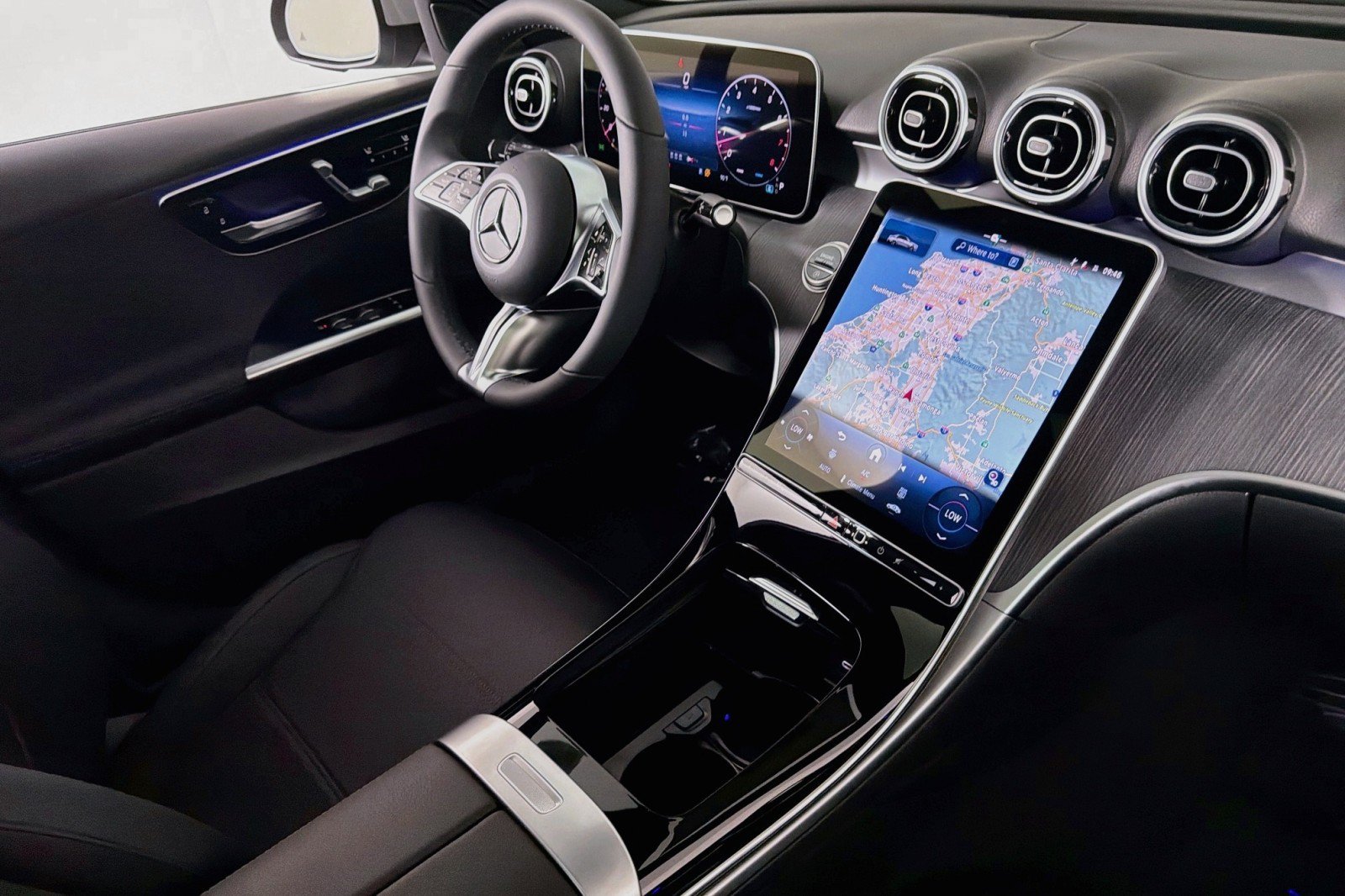 New 2026 Mercedes-Benz C 300 Sedan image 15