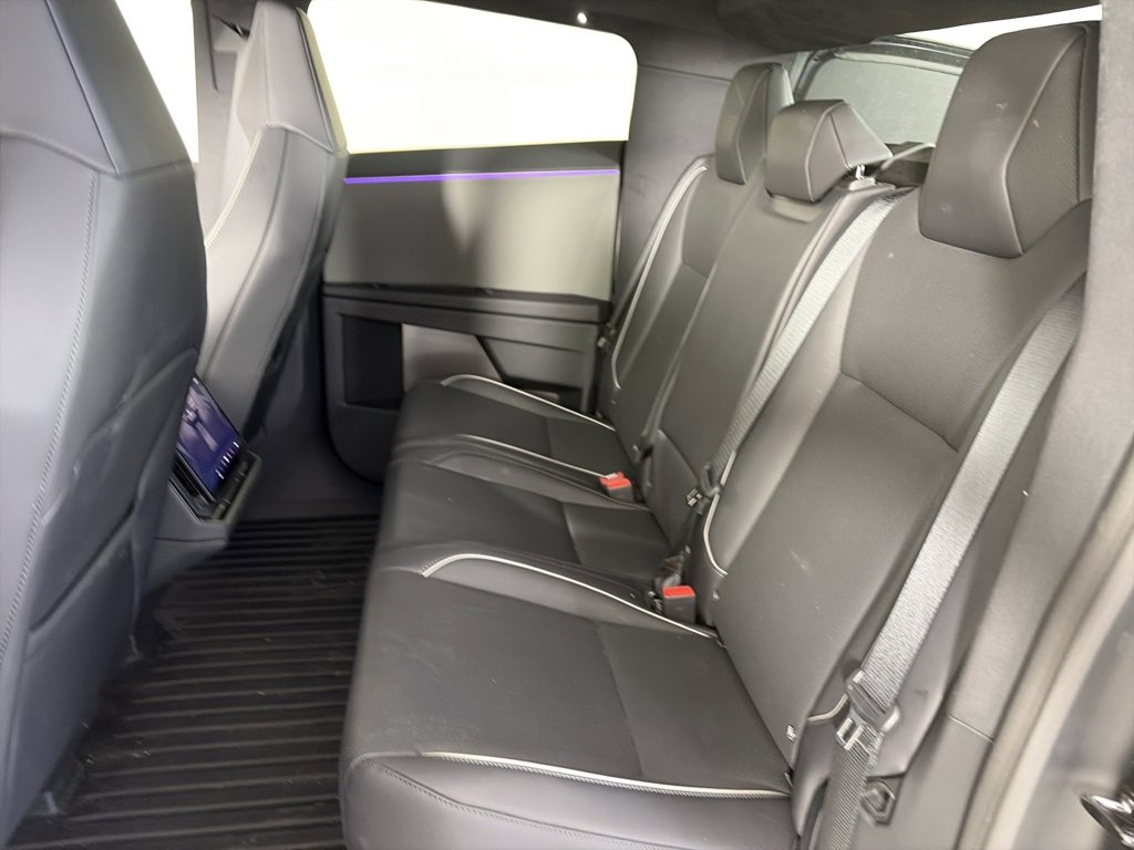 Used 2025 Tesla Cybertruck AWD Crew Cab image 13
