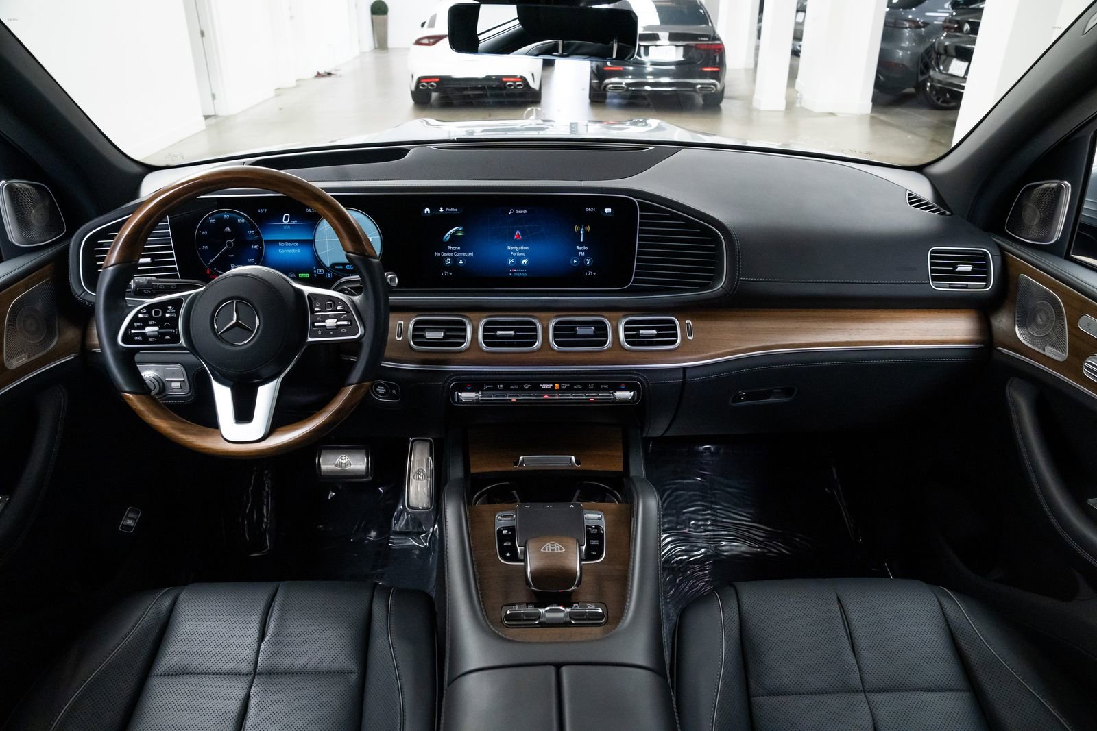 Used 2022 Mercedes-Benz Maybach GLS 600 4MATIC image 10