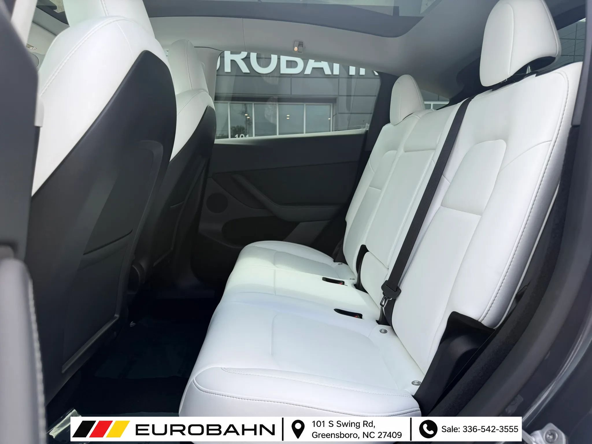 Used 2023 Tesla Model Y Performance AWD/4WD image 9
