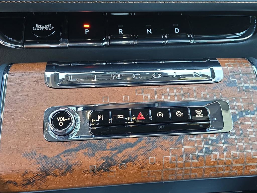 Used 2025 Lincoln Aviator Black Label image 20