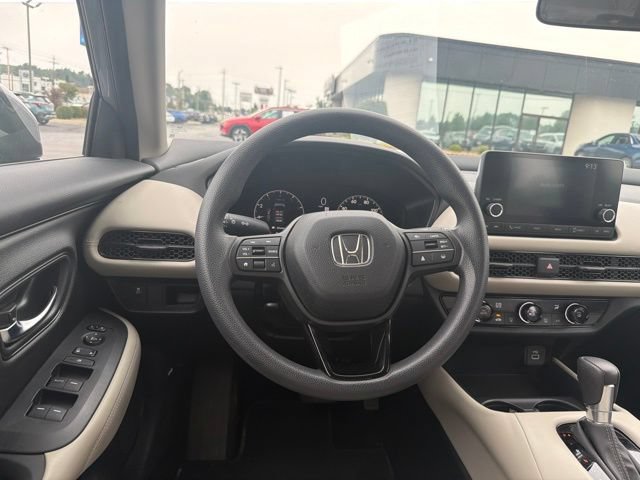 Used 2023 Honda HR-V LX image 11