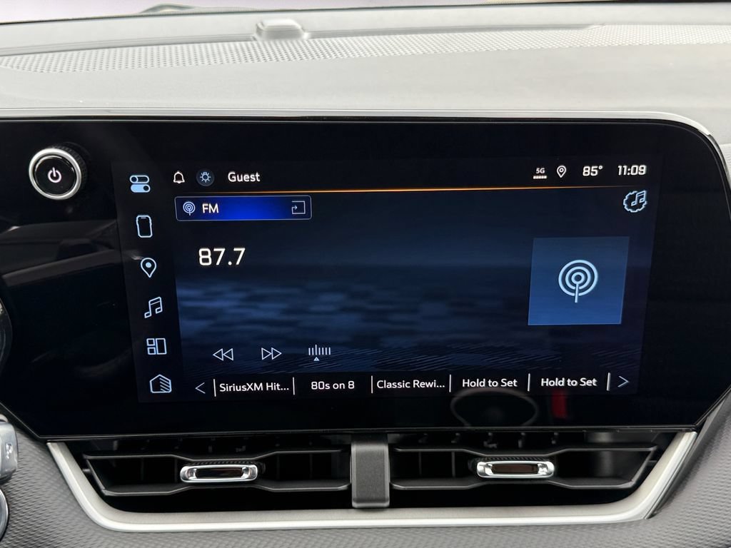 New 2027 Chevrolet Equinox LT FWD image 14