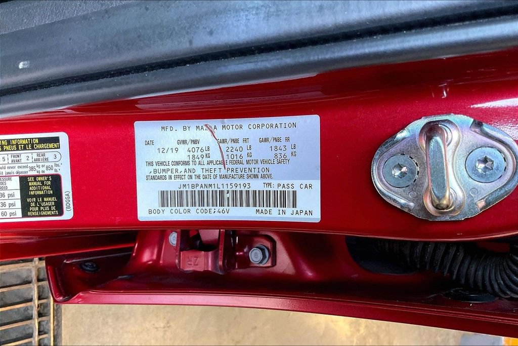 Used 2020 MAZDA MAZDA3 Hatchback w/ Premium Package FWD image 35