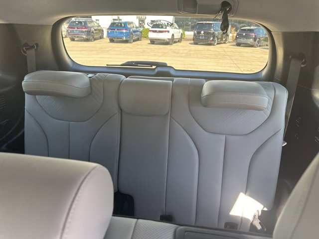 Used 2023 Hyundai Palisade SEL w/ Cargo Package image 11