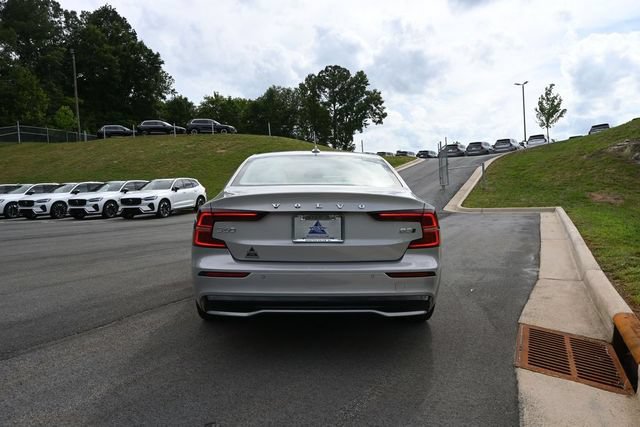 Used 2025 Volvo S60 B5 Plus AWD/4WD image 13