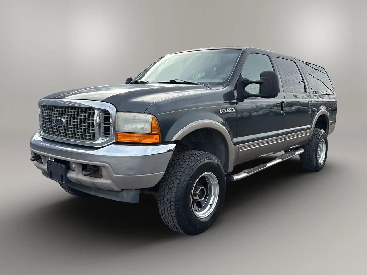 Used 2001 Ford Excursion Limited image 1