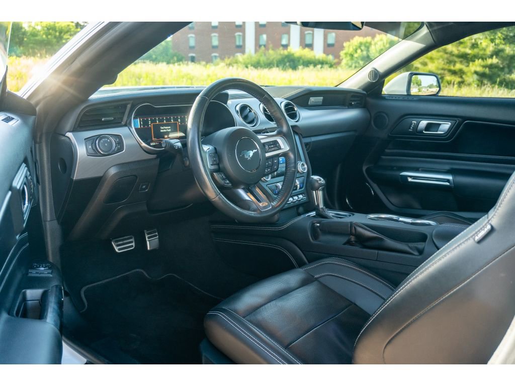 Used 2022 Ford Mustang GT Premium w/ Equipment Group 401A RWD image 11