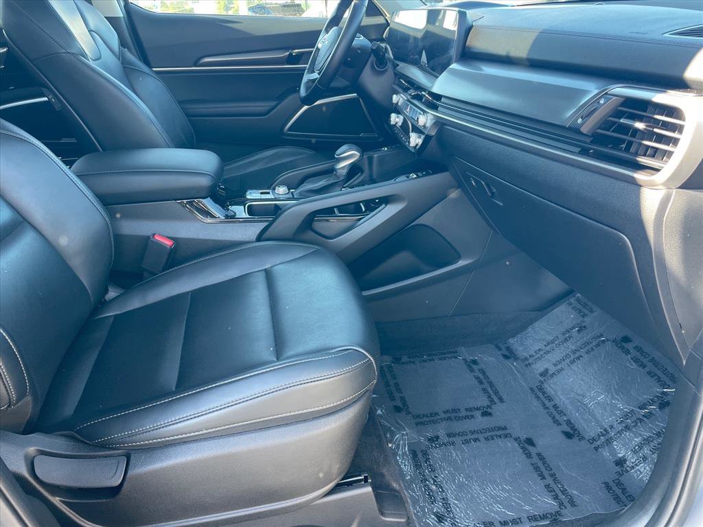 Used 2024 Kia Telluride S w/ S Sunroof Package FWD image 29