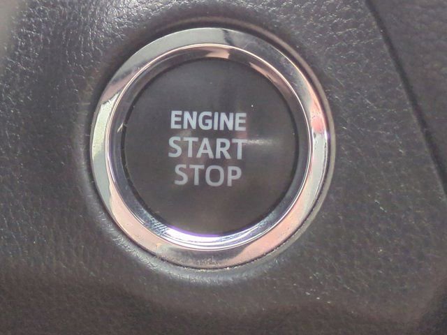 Used 2023 Toyota RAV4 XLE FWD image 28