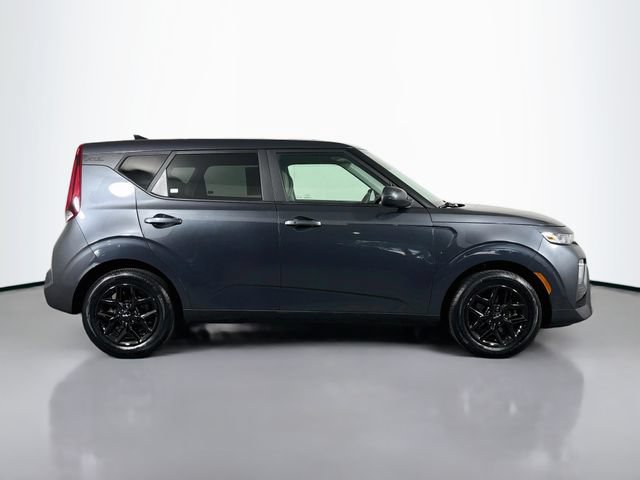 Used 2022 Kia Soul S FWD image 8