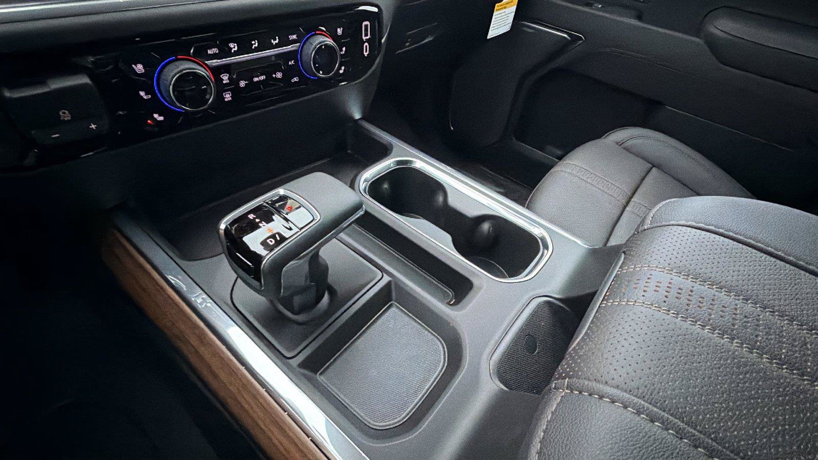 New 2026 Chevrolet Silverado 1500 High Country w/ High Country Premium Package AWD/4WD image 27