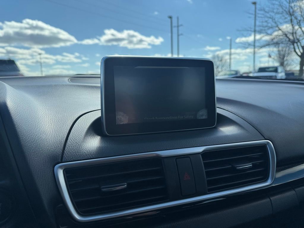 Used 2016 MAZDA MAZDA3 i Sport image 24