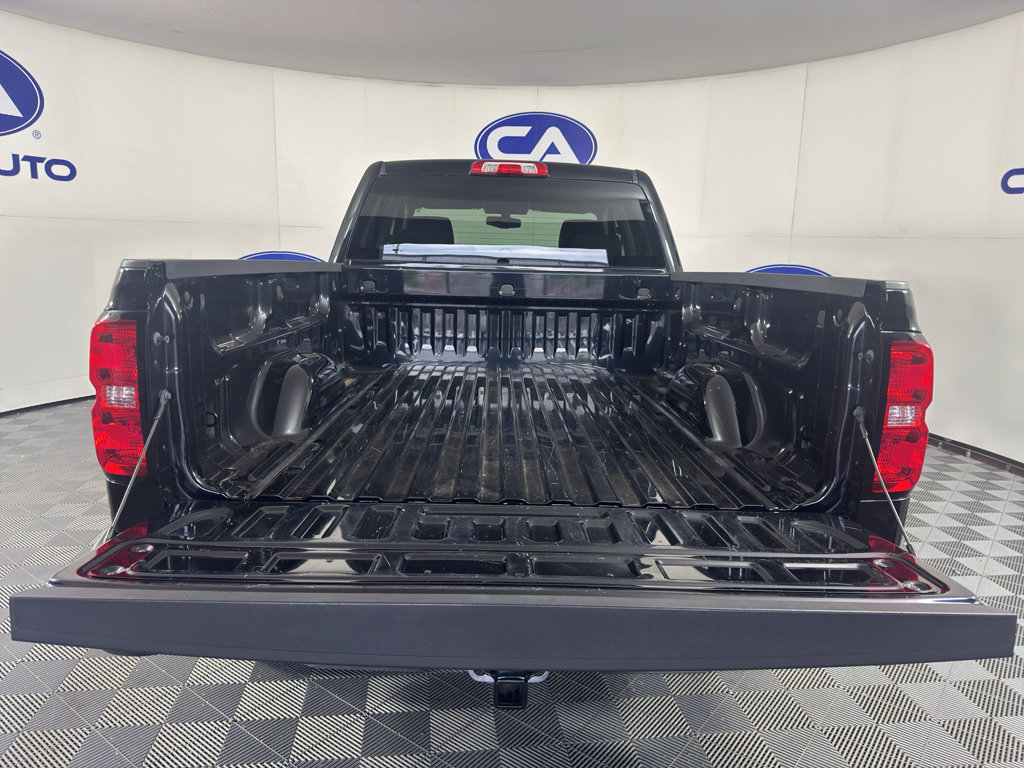 Used 2018 Chevrolet Silverado 1500 LT w/ All Star Edition AWD/4WD image 33