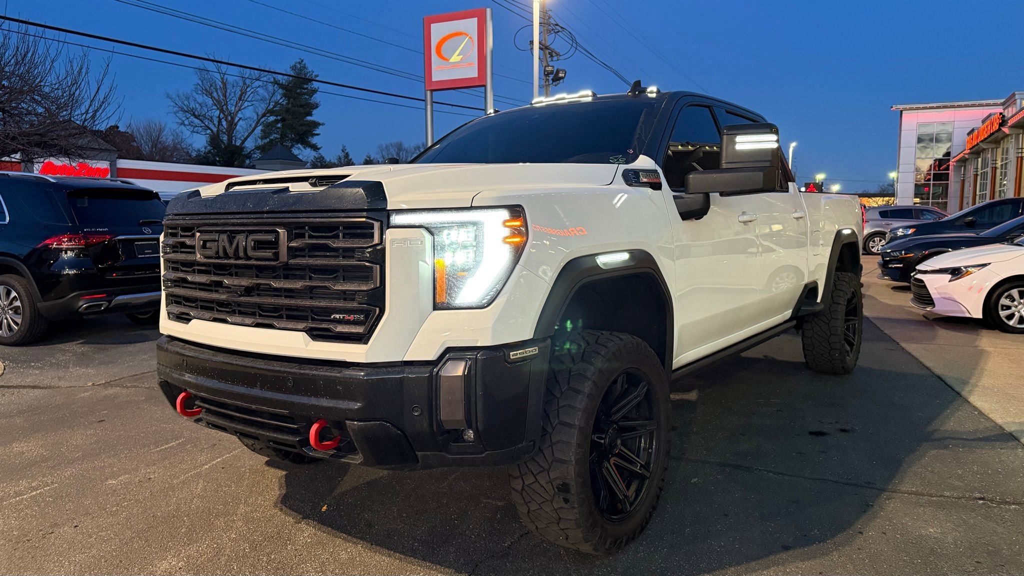 Used 2024 GMC Sierra 2500 AT4X image 16