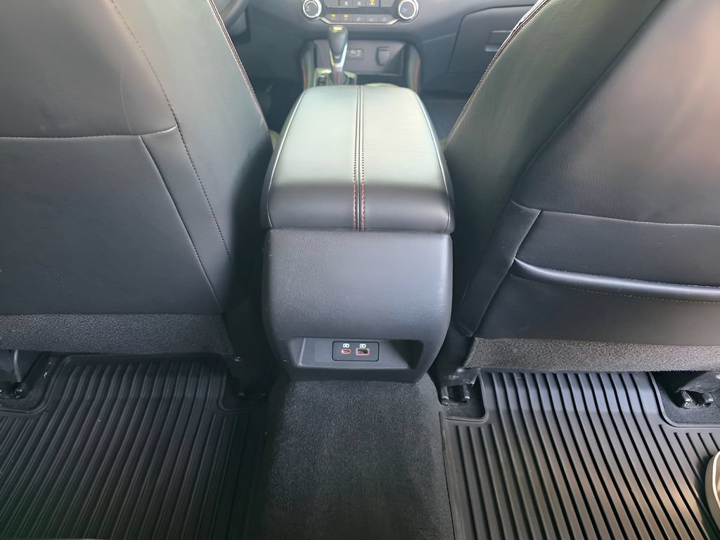 Used 2025 Nissan Altima 2.5 SR FWD image 7