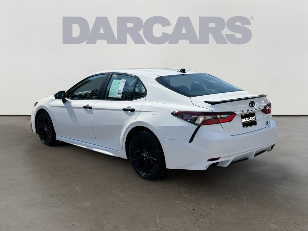 Used 2021 Toyota Camry SE AWD/4WD image 5