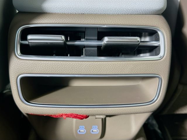 Certified 2026 Genesis GV70 2.5T Advanced AWD/4WD image 26