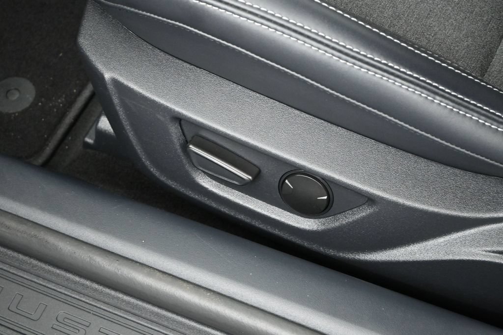 Used 2024 Ford Mustang GT RWD image 9