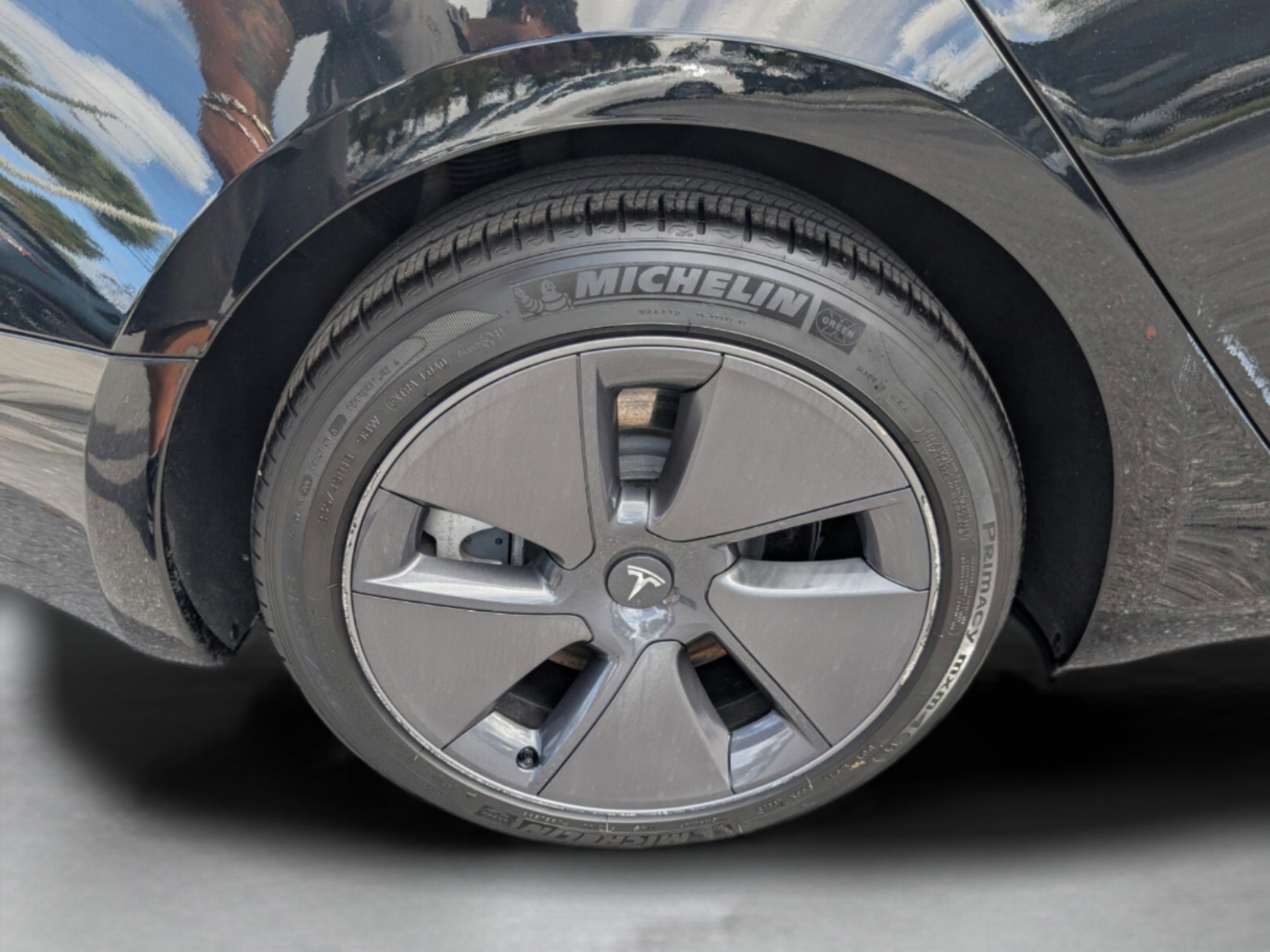 Used 2023 Tesla Model 3 Standard Range image 38