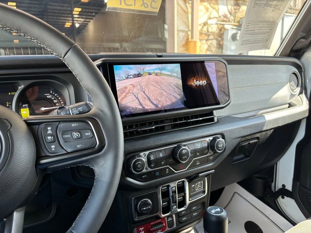 Used 2025 Jeep Wrangler Willys 4xe image 40