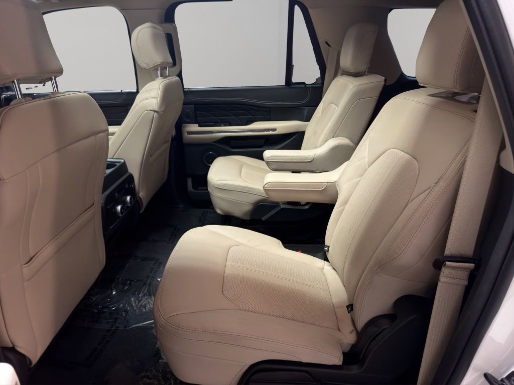 Used 2023 Ford Expedition Max Platinum AWD/4WD image 16