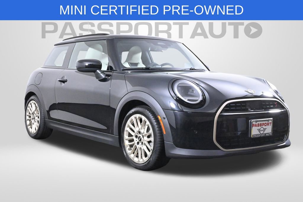 Used 2025 MINI Cooper S FWD image 2