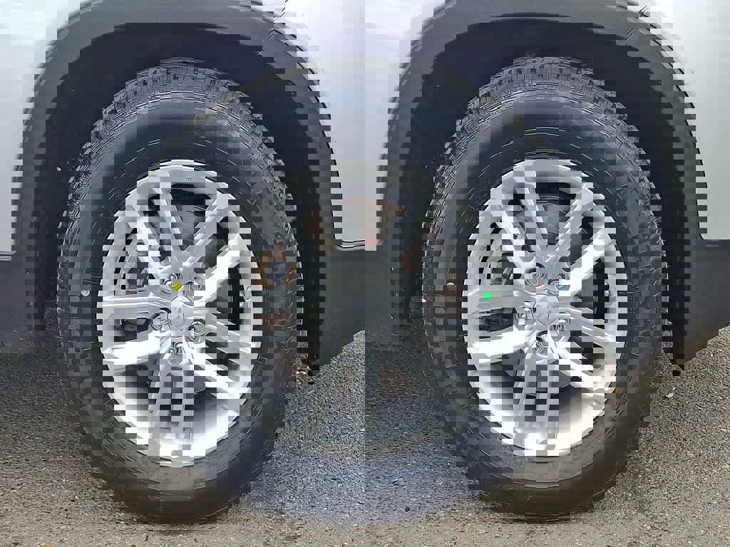 Used 2014 Kia Sorento LX image 26