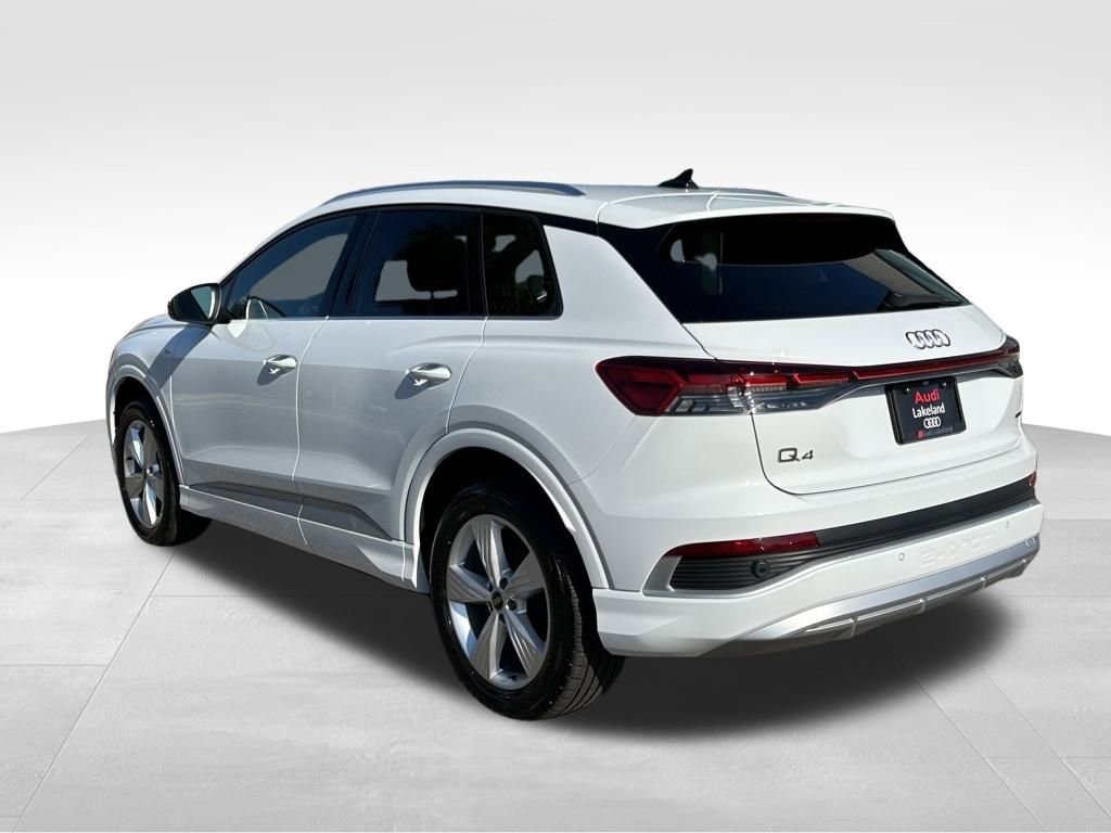 Used 2024 Audi Q4 e-tron Premium w/ Convenience Package image 6