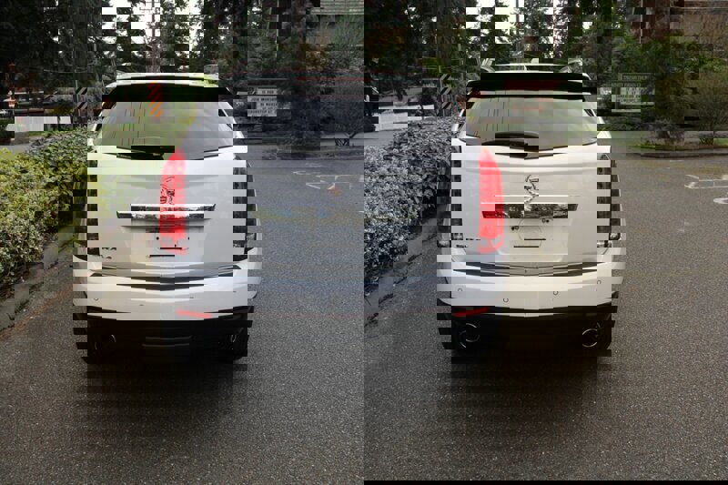 Used 2010 Cadillac SRX Performance image 11