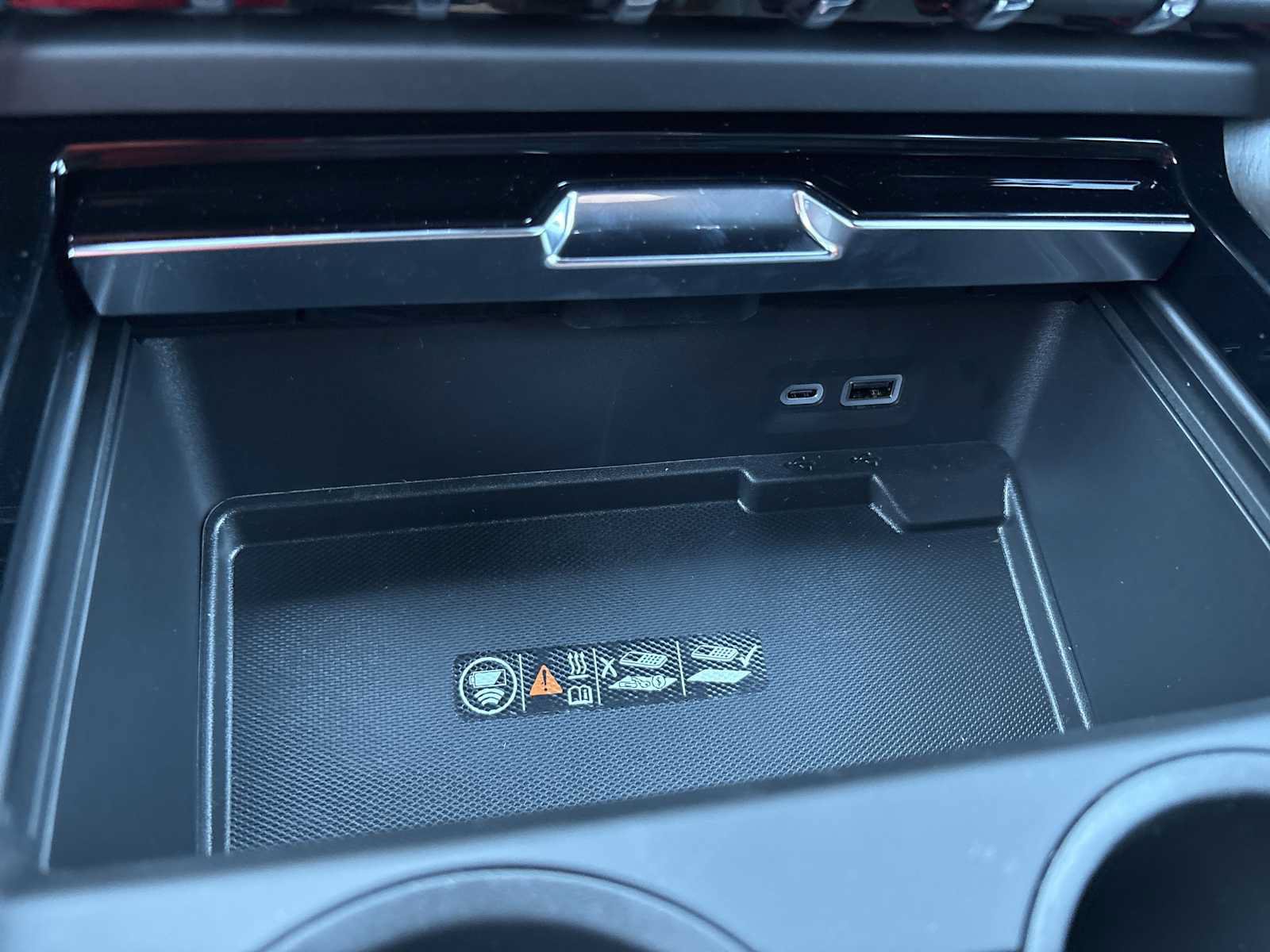 New 2027 GMC Yukon Denali Ultimate AWD/4WD image 7