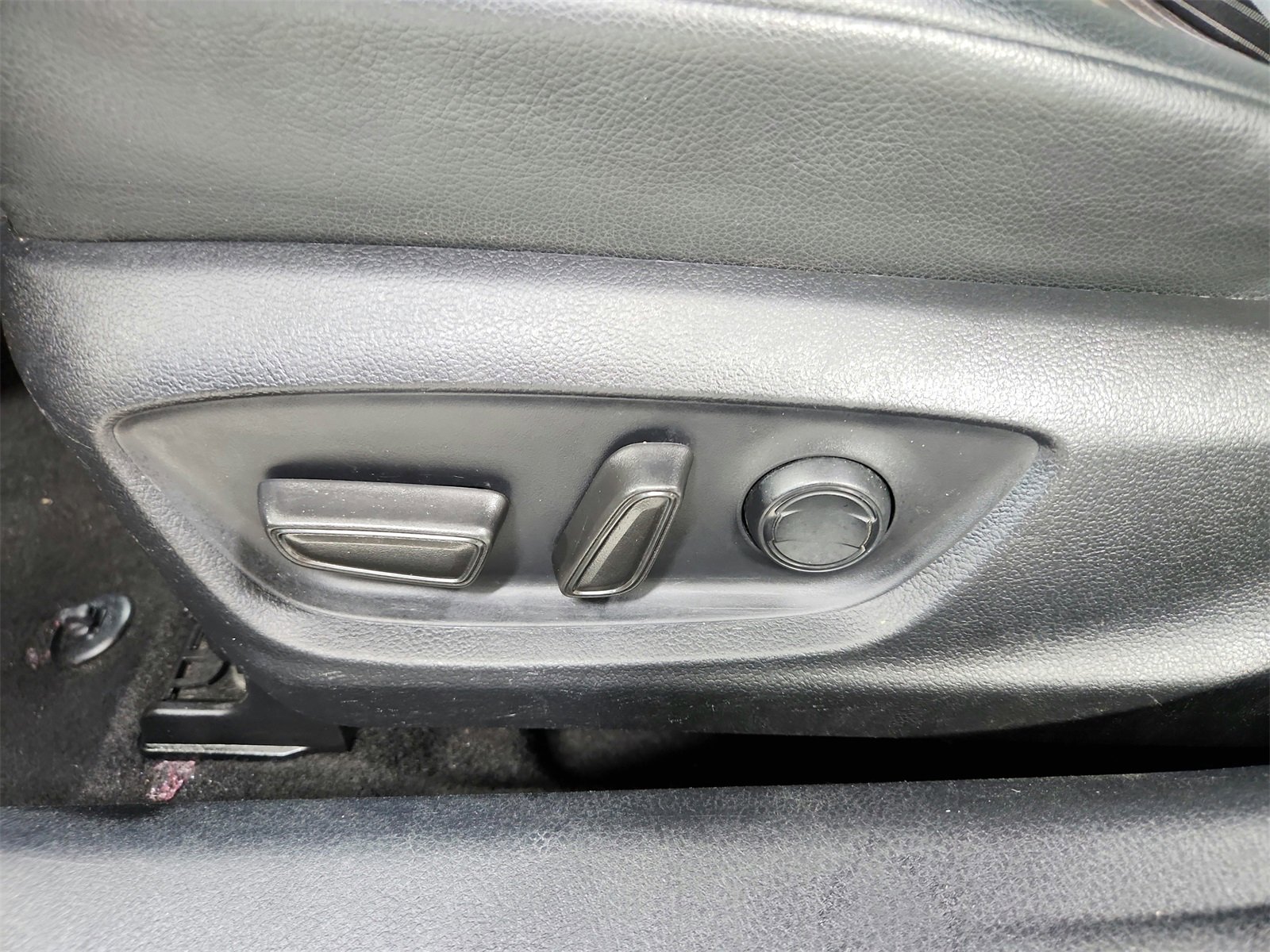 Used 2023 Toyota Camry SE image 20