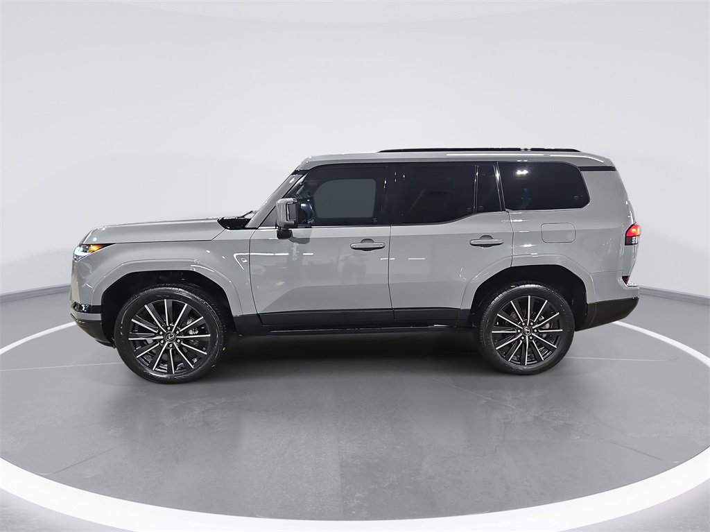 Used 2024 Lexus GX 550 image 6