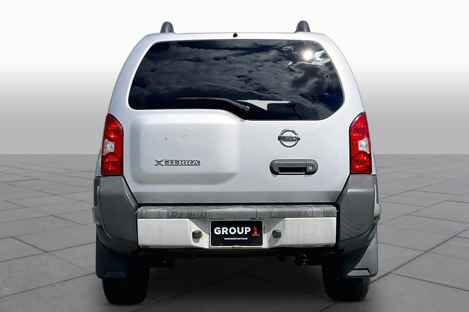 Used 2011 Nissan Xterra S w/ 4X4 Value Package image 4