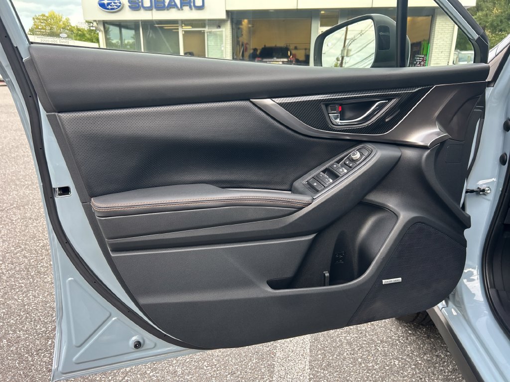 Used 2019 Subaru Crosstrek 2.0i Limited w/ Moonroof Package w/Navigation AWD/4WD image 11