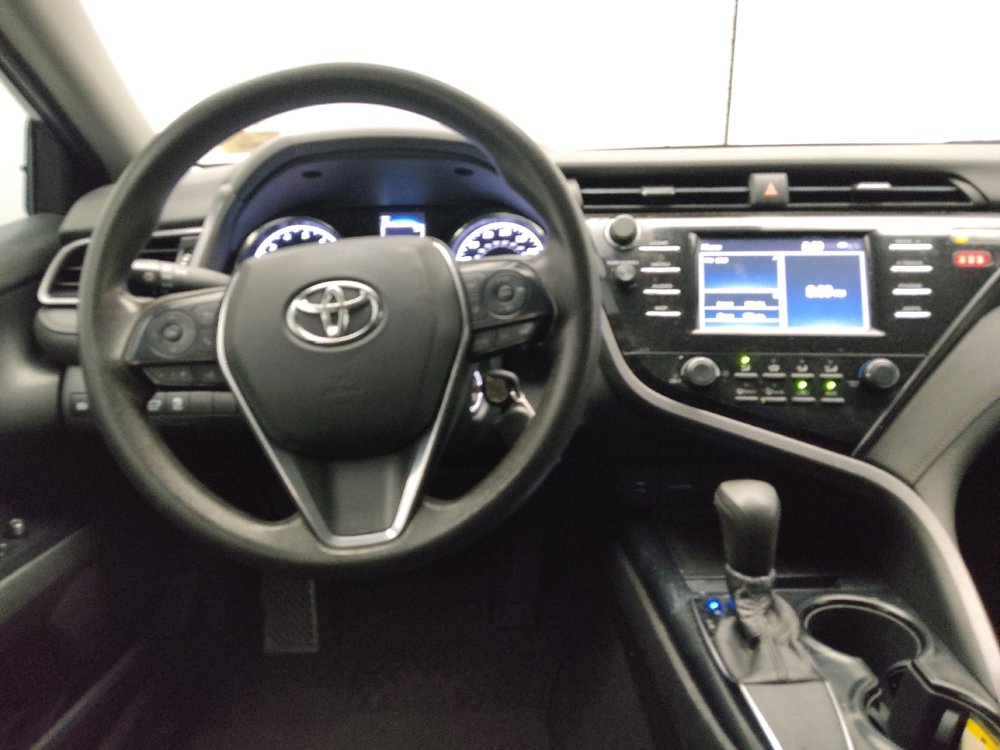 Used 2019 Toyota Camry LE FWD image 22