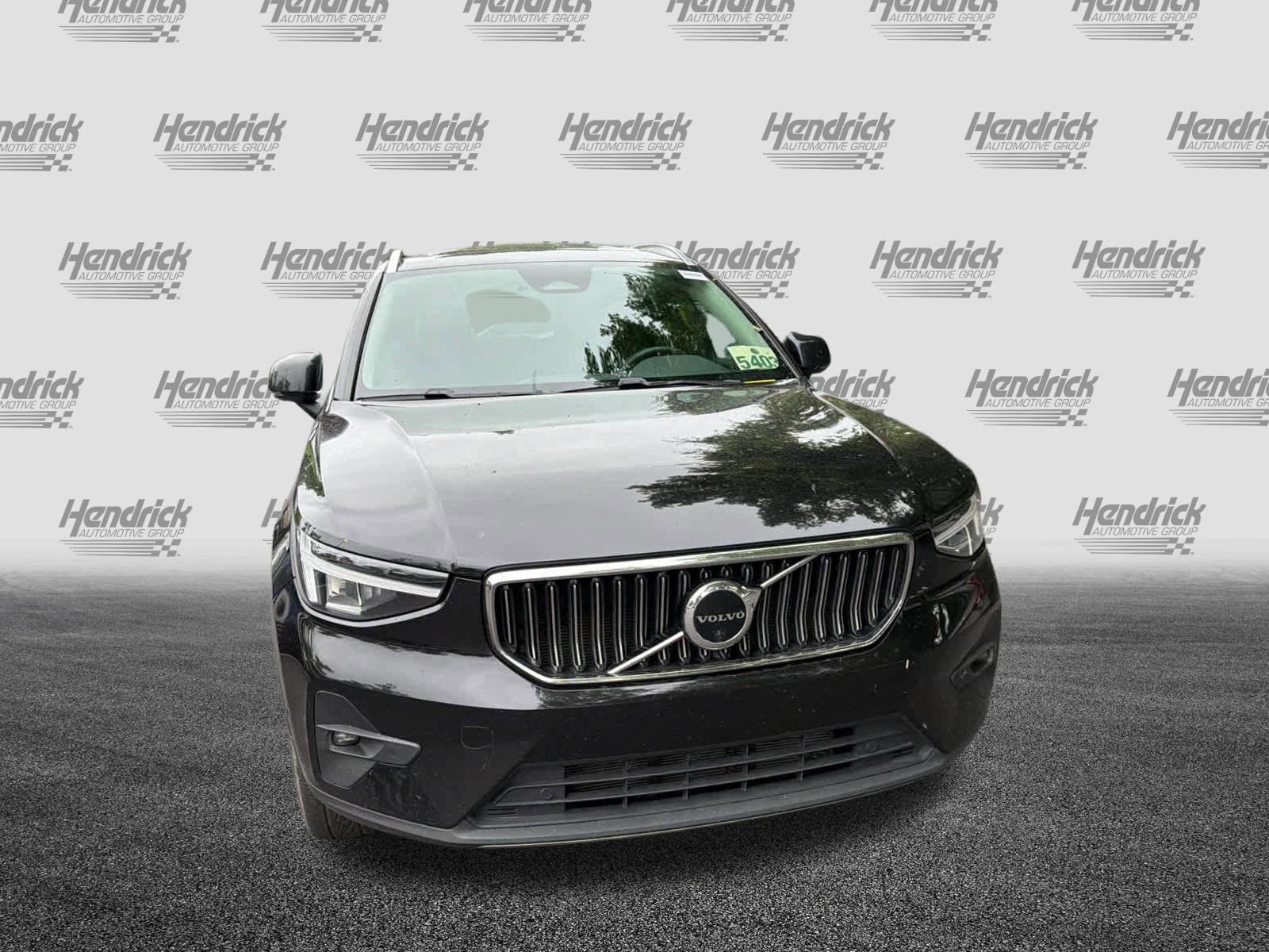 Certified 2023 Volvo XC40 B5 Plus w/ Protection Package Premier AWD/4WD image 5