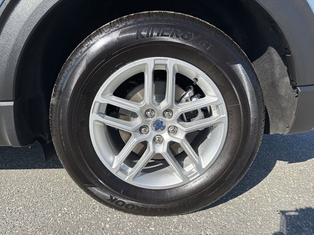 Used 2026 Ford Explorer Active w/ Active Comfort Package image 31